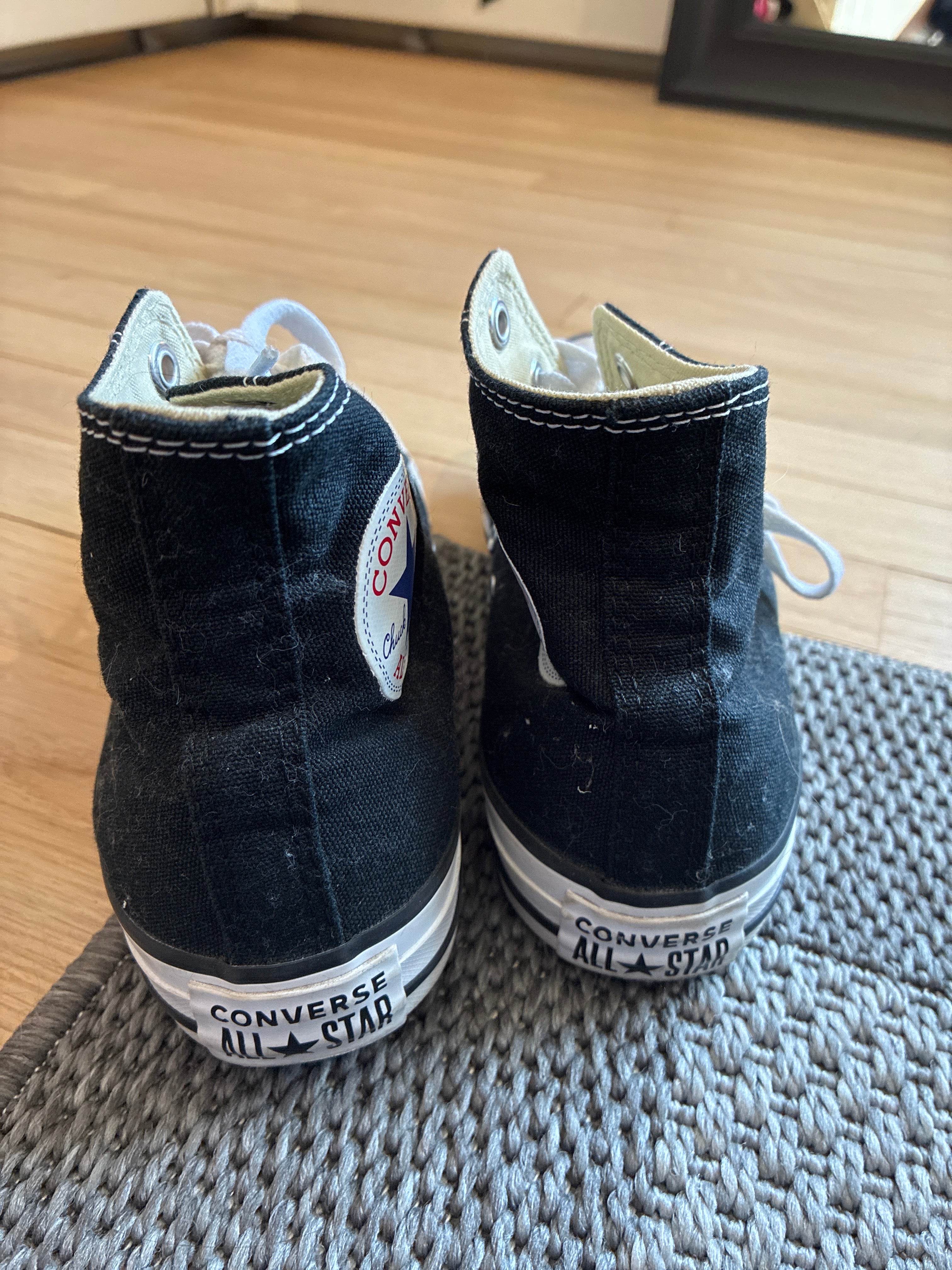 Converse High Tops - Black