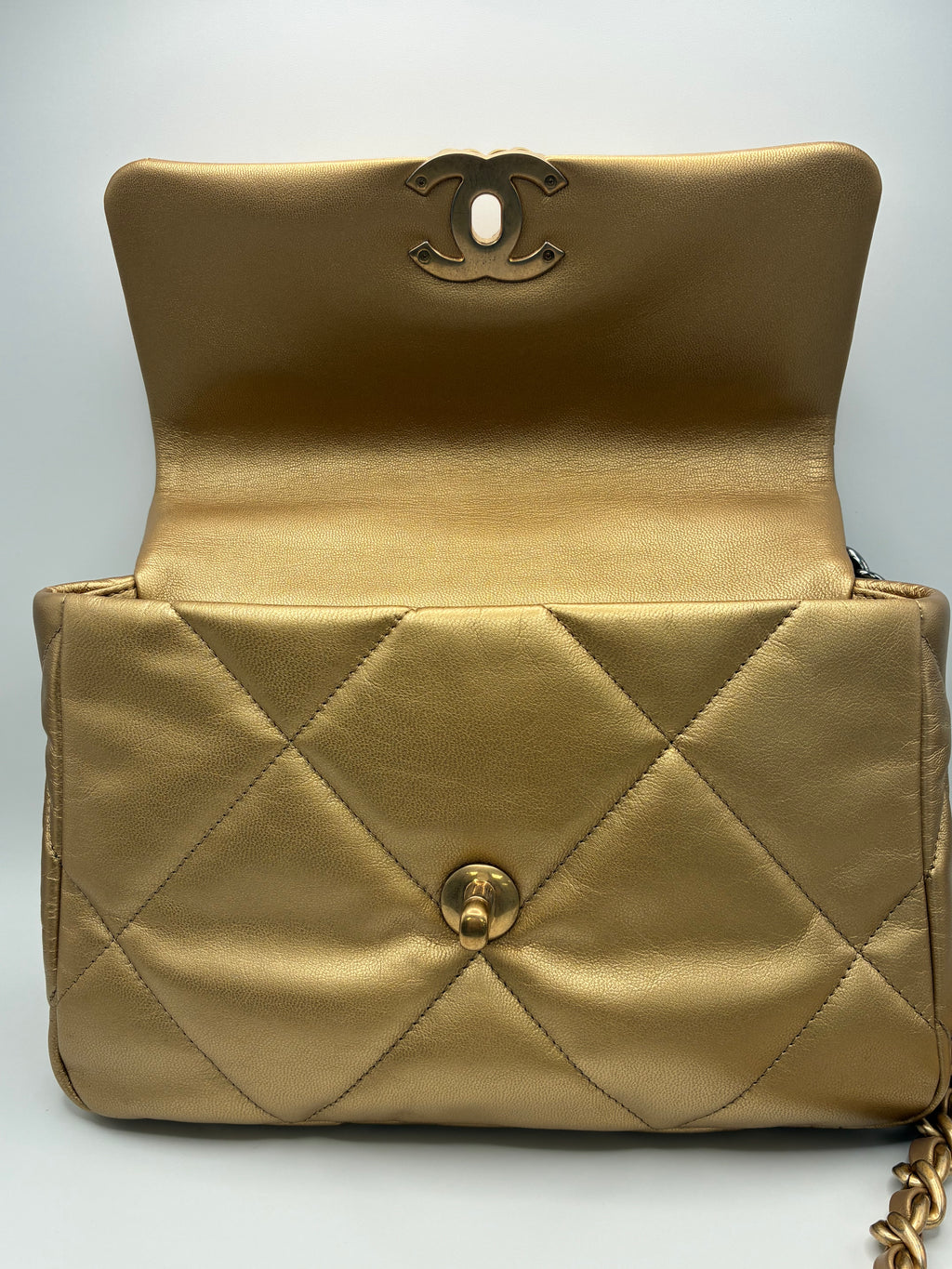 Chanel C19 - Metallic Gold - Size Small- Rare!