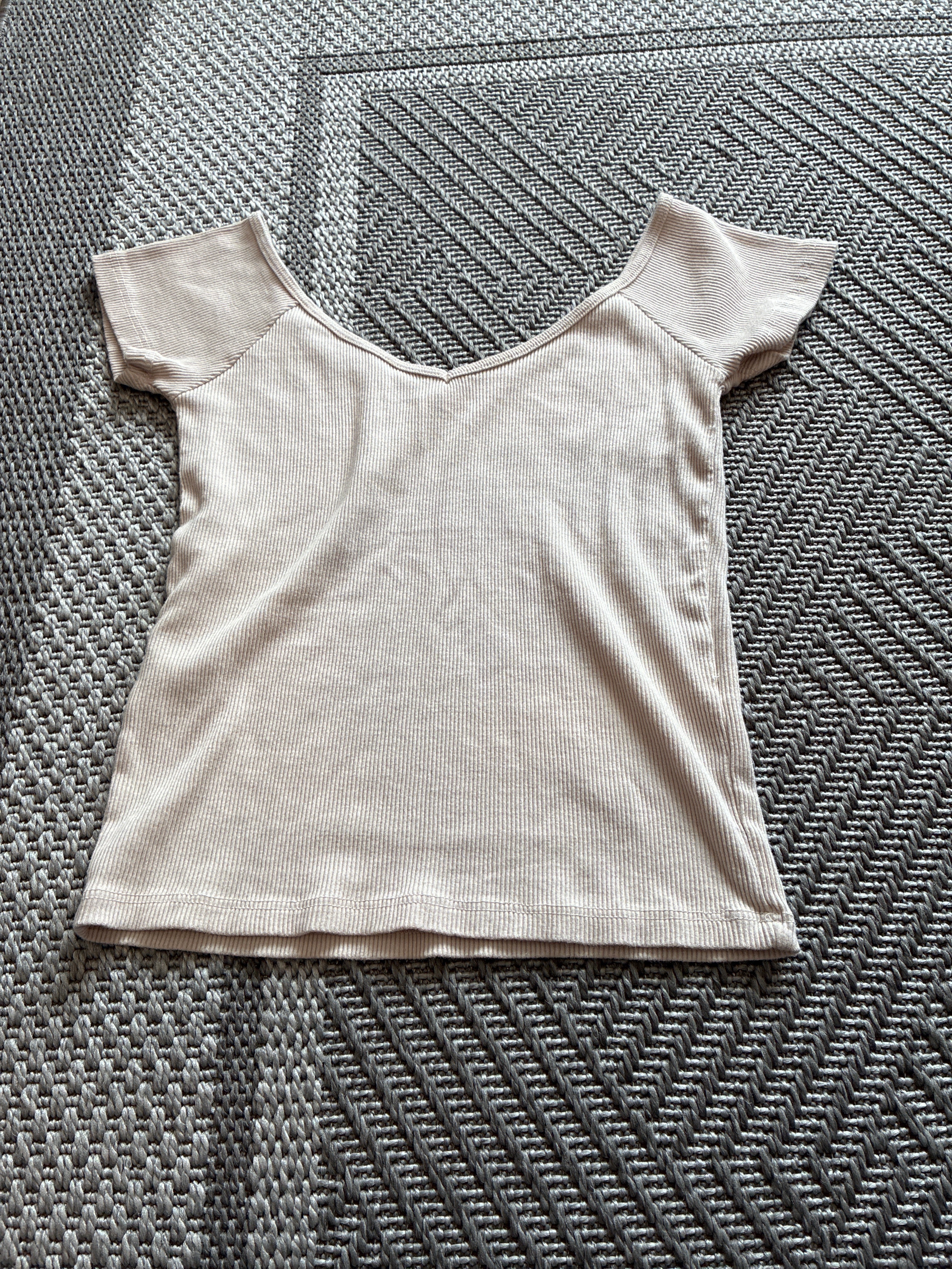 Brandy Melville Tee - tan