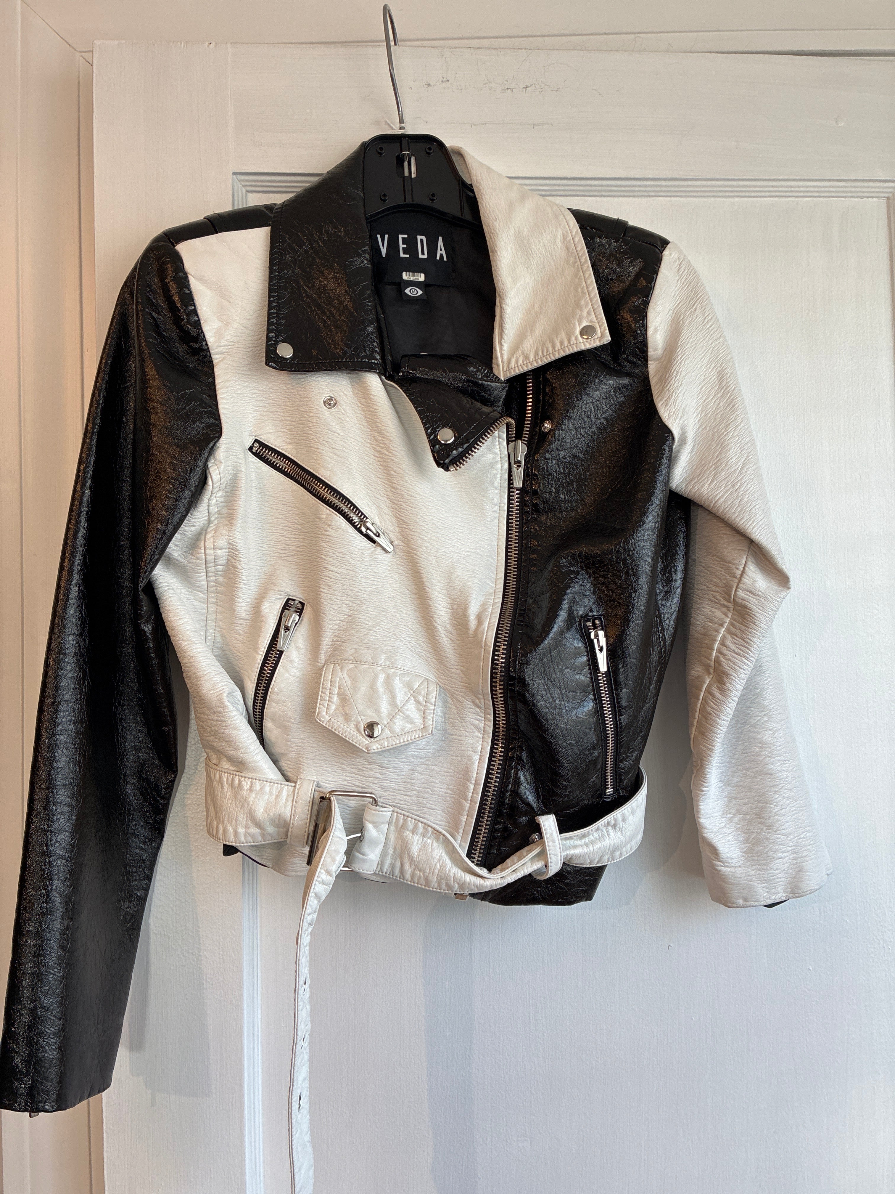 Jacket - Veda