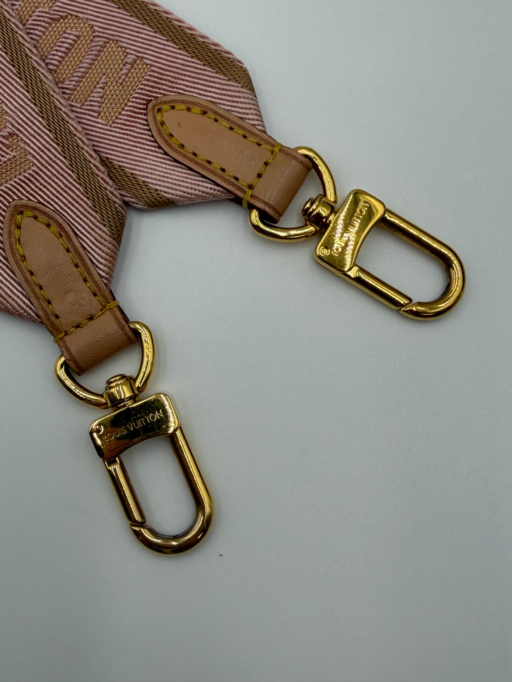 Louis Vuitton Multi Pochette Accessories - Pink Strap