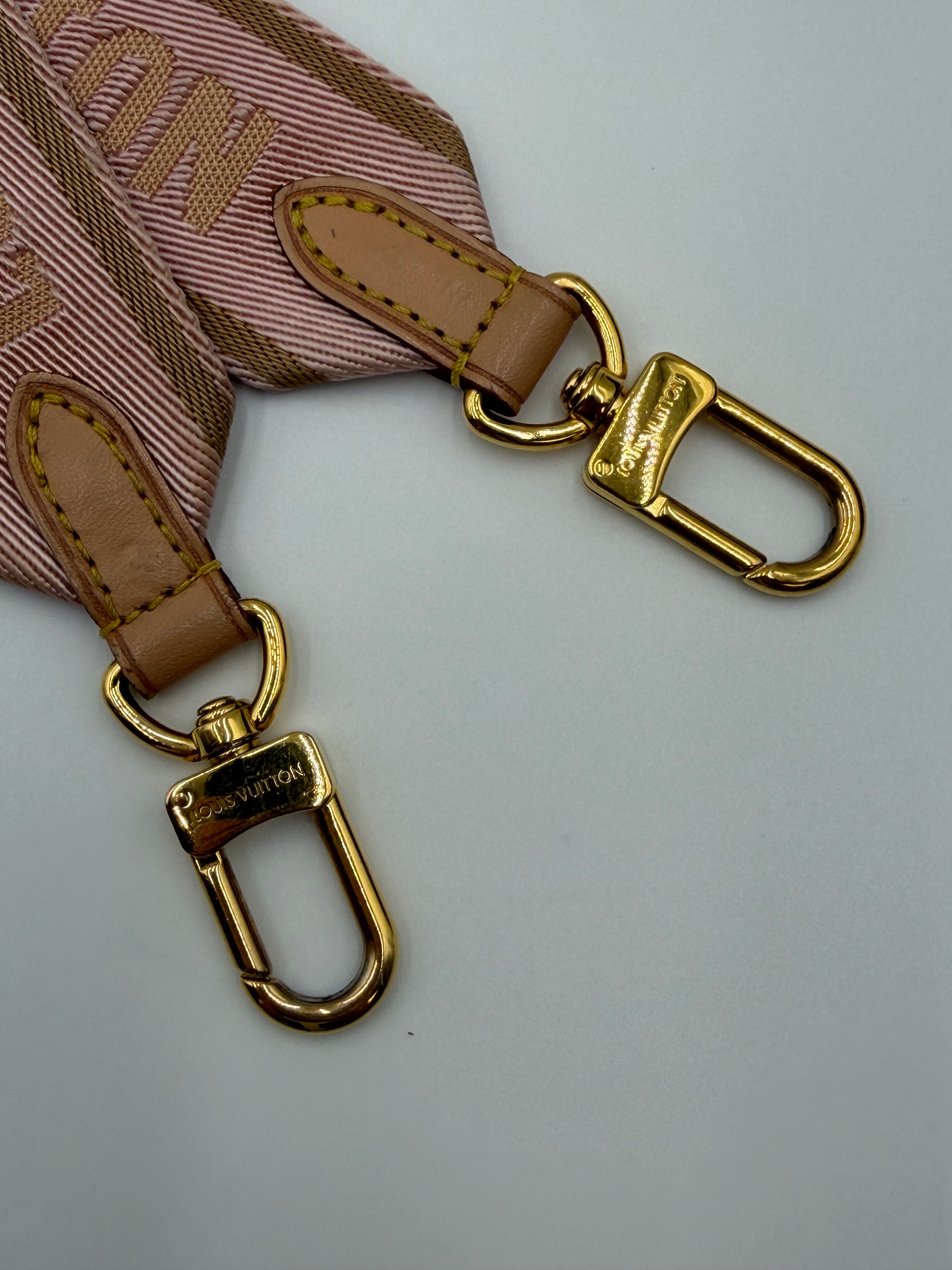 Louis Vuitton Multi Pochette Accessories - Pink Strap