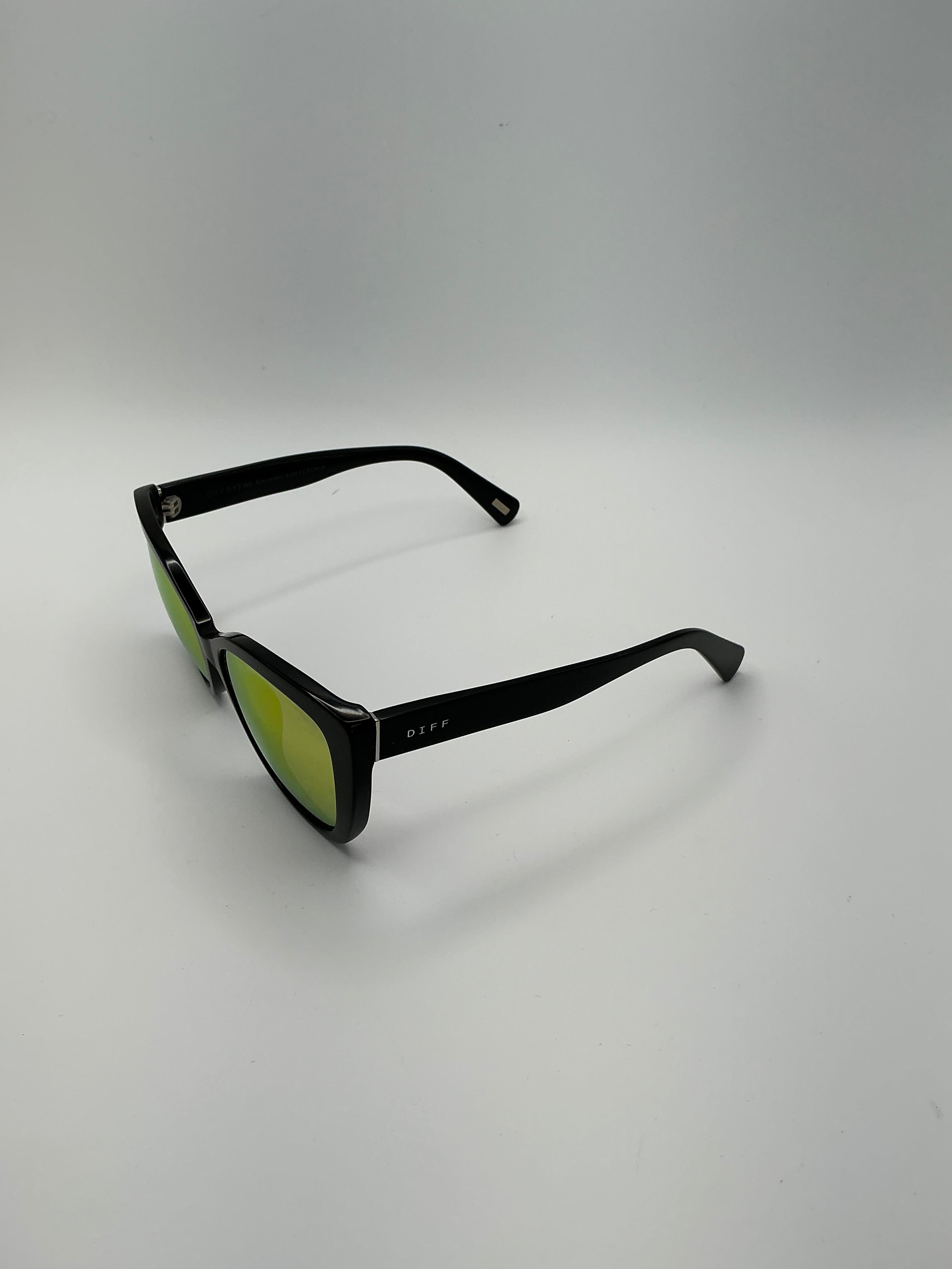 DIFF Eyewear "Ruby" Polarized Lens