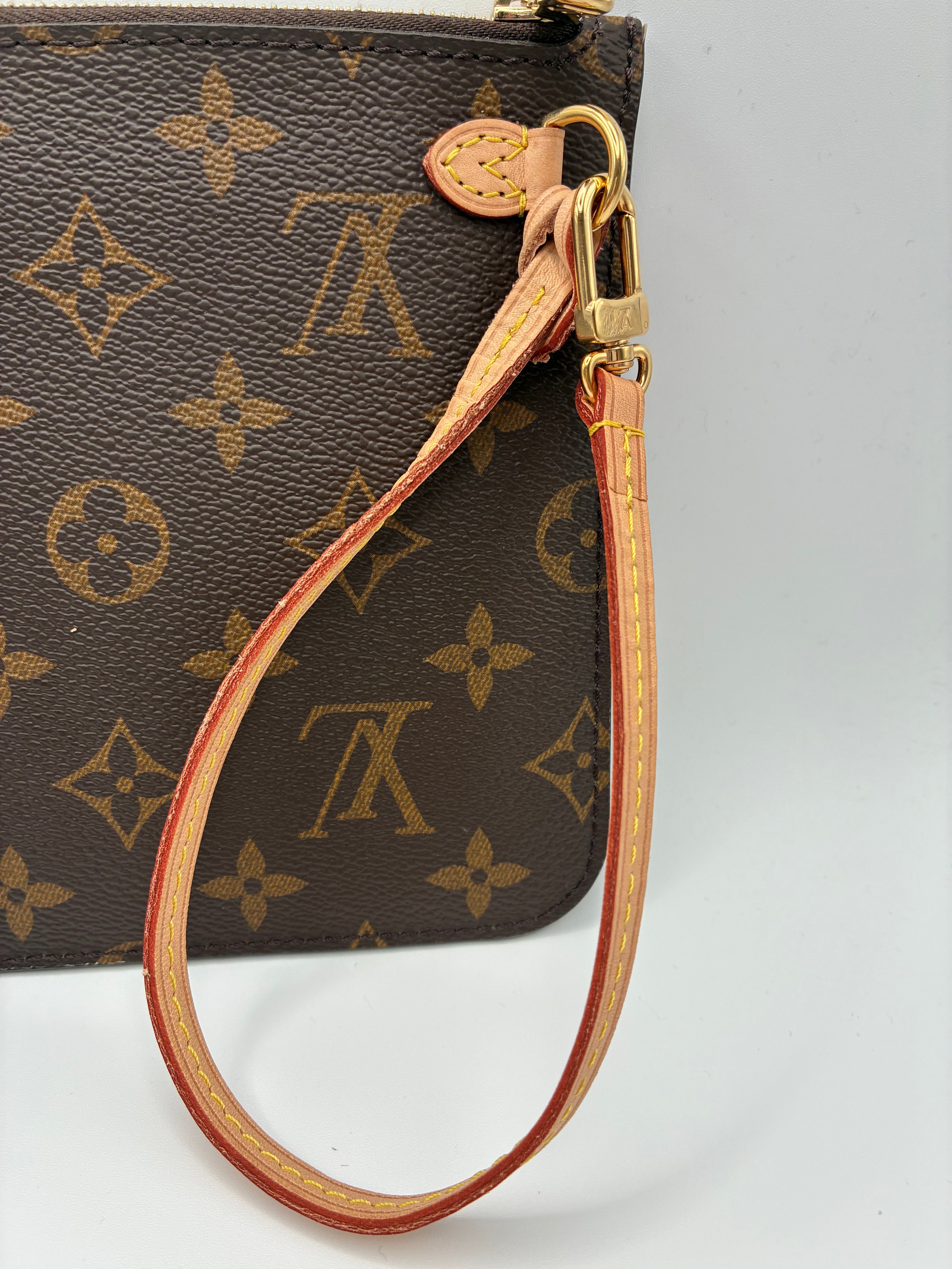 Louis Vuitton Monogram Neverfull Pochette- Brown Interior