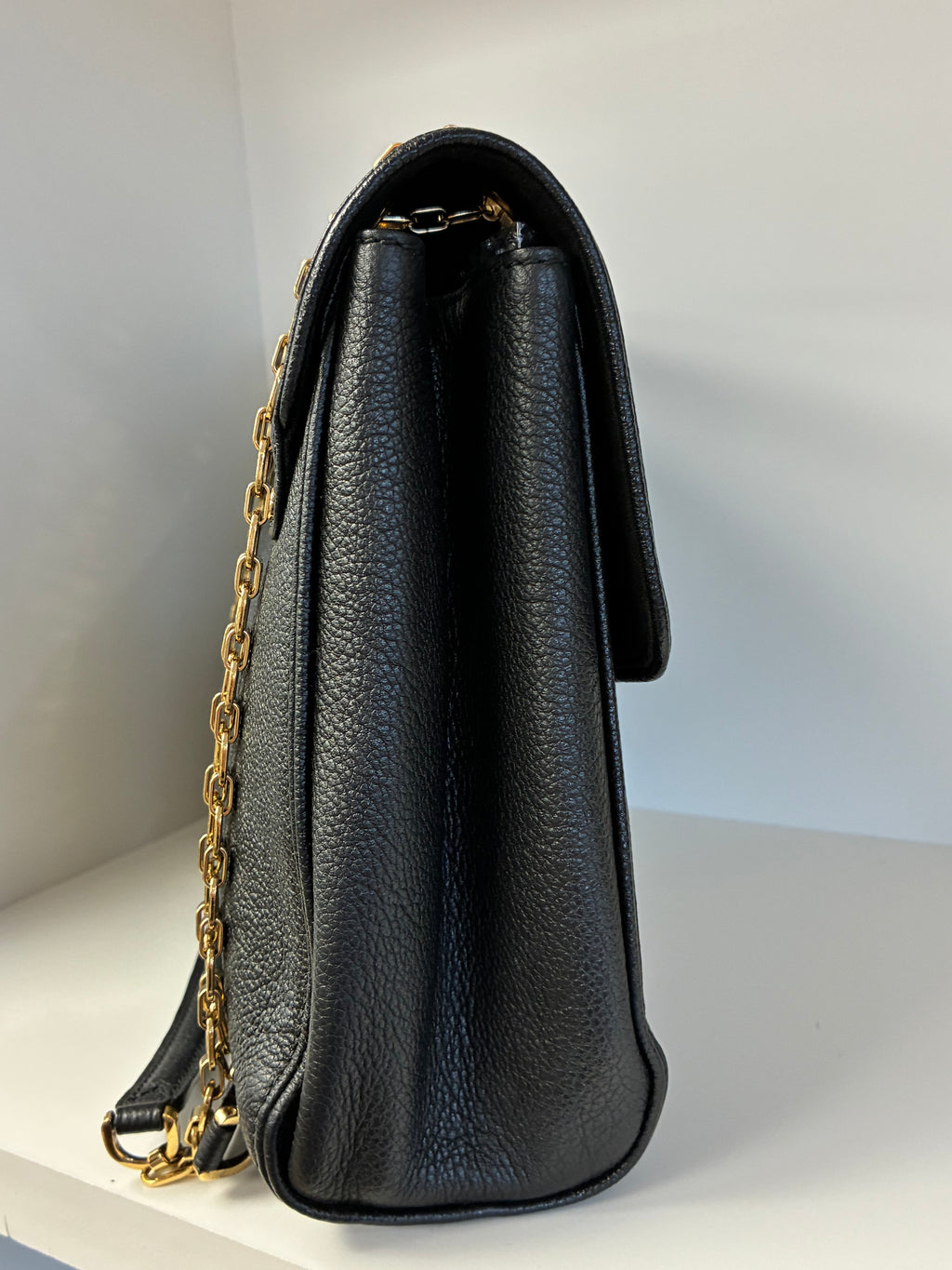 Louis Vuitton: Saint
Germain MM