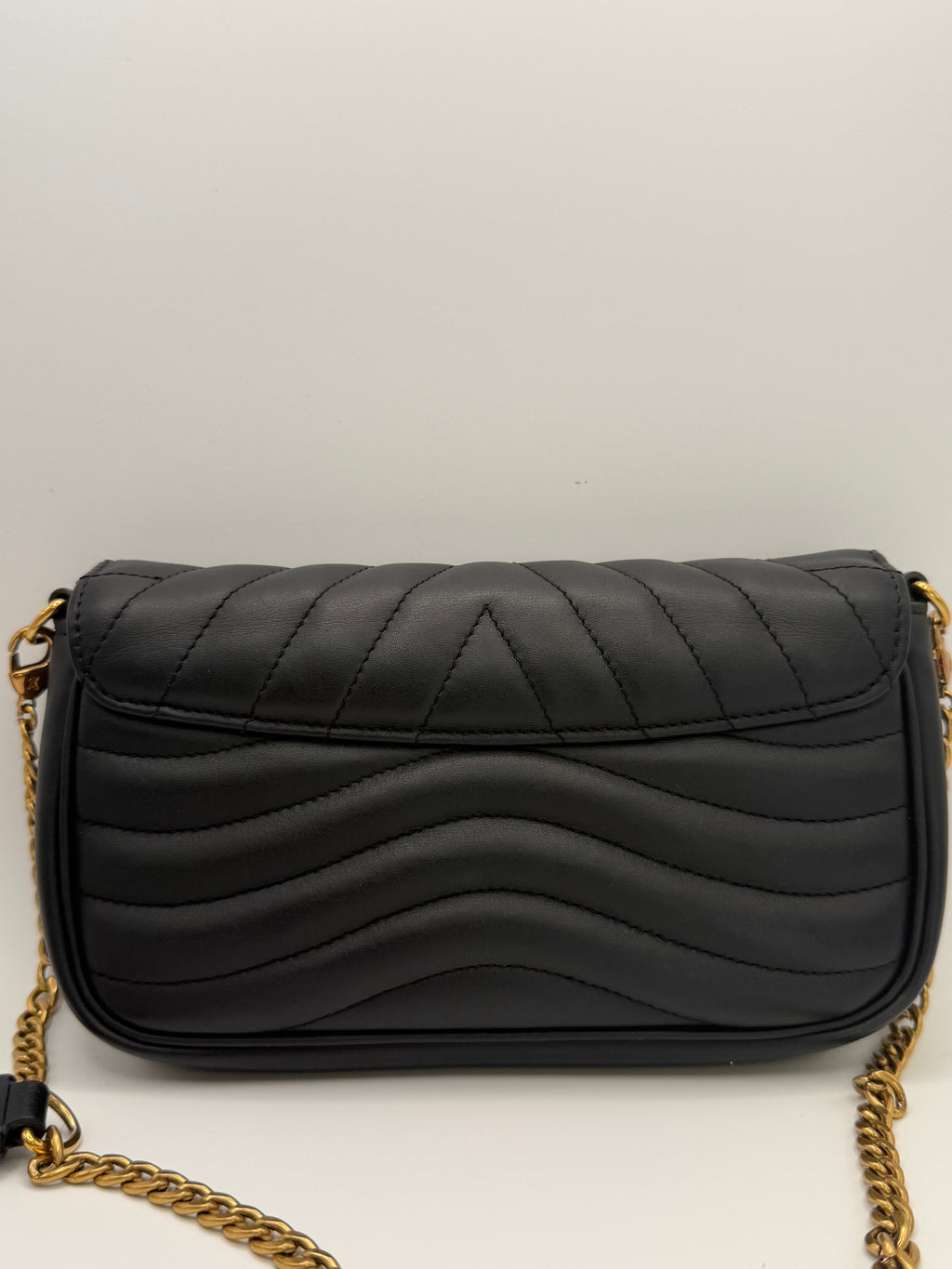 Louis Vuitton NEW WAVE CHAIN POCHETTE BLACK