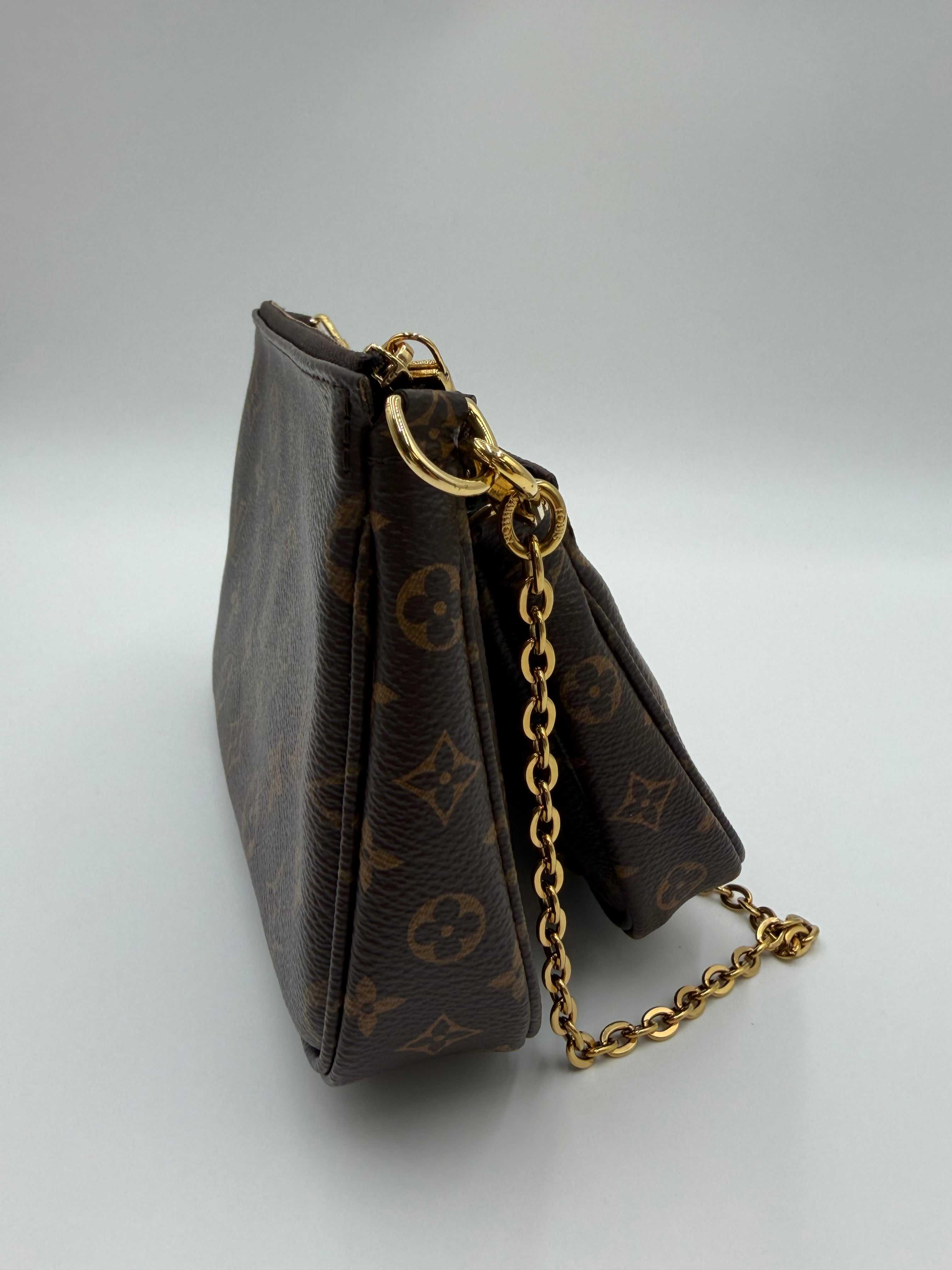 Louis Vuitton Multi Pochette Accessories - Pink Strap