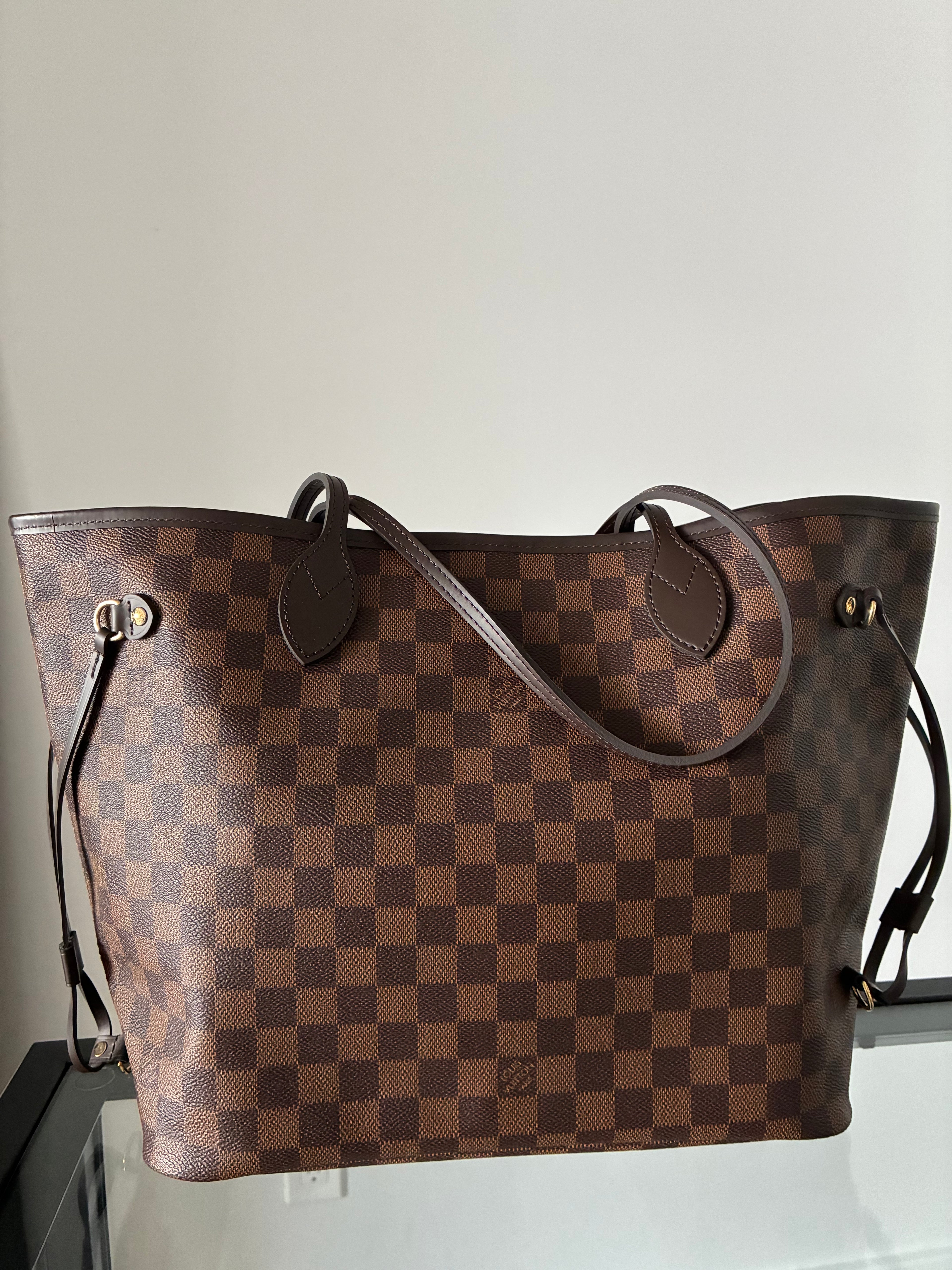 Louis Vuitton Damier Neverfull MM - Pink Interior