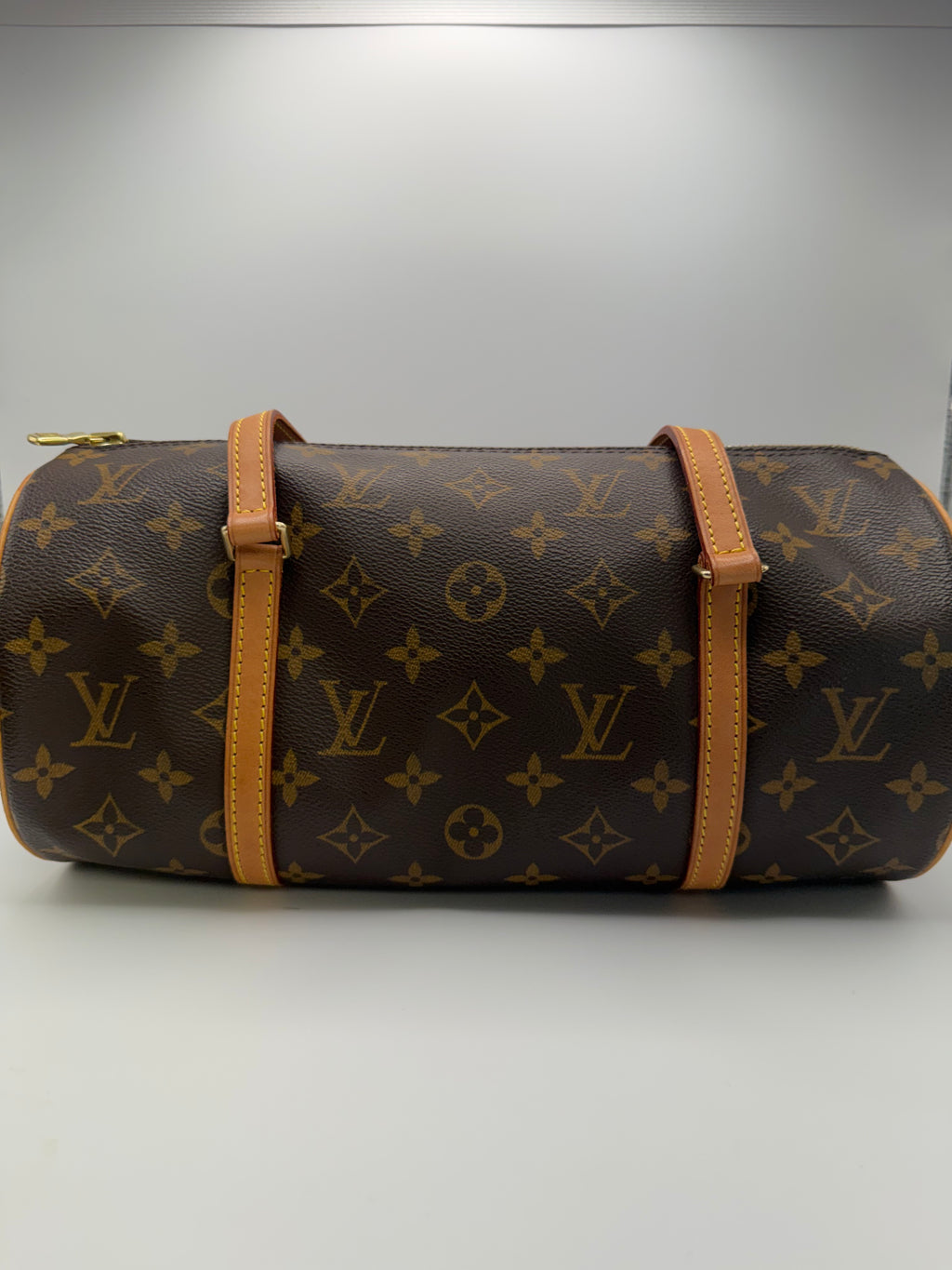 Louis Vuitton Papillon 30
Monogram