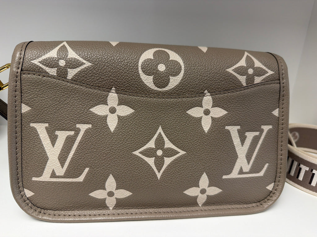 Louis Vuitton Diane Tourterelle/ Crème Monogram