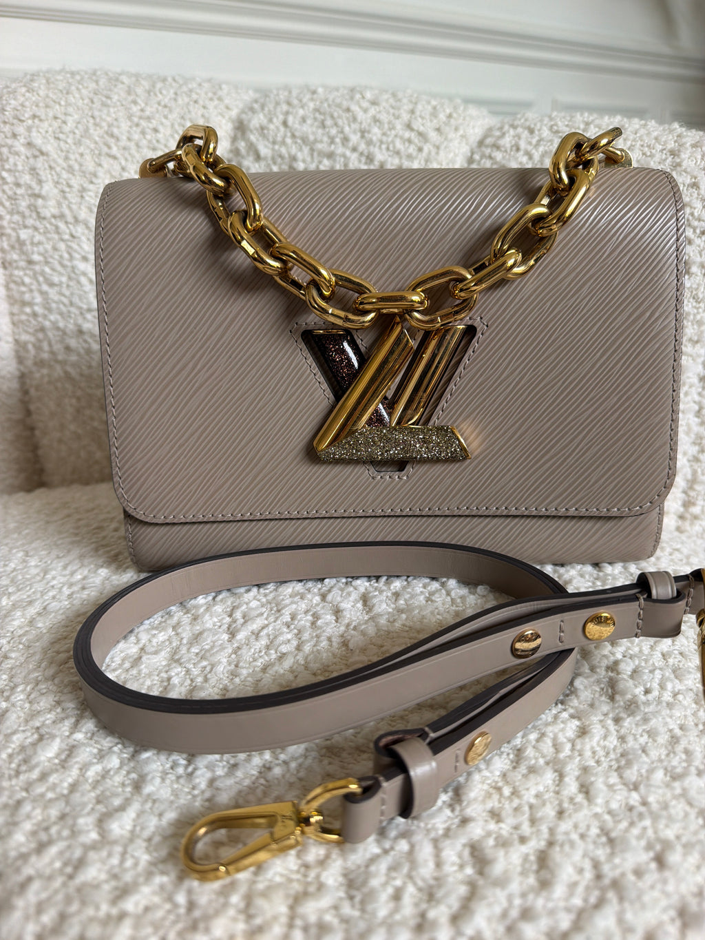 Louis Vuitton Twist MM Beige Epi Leather Bag