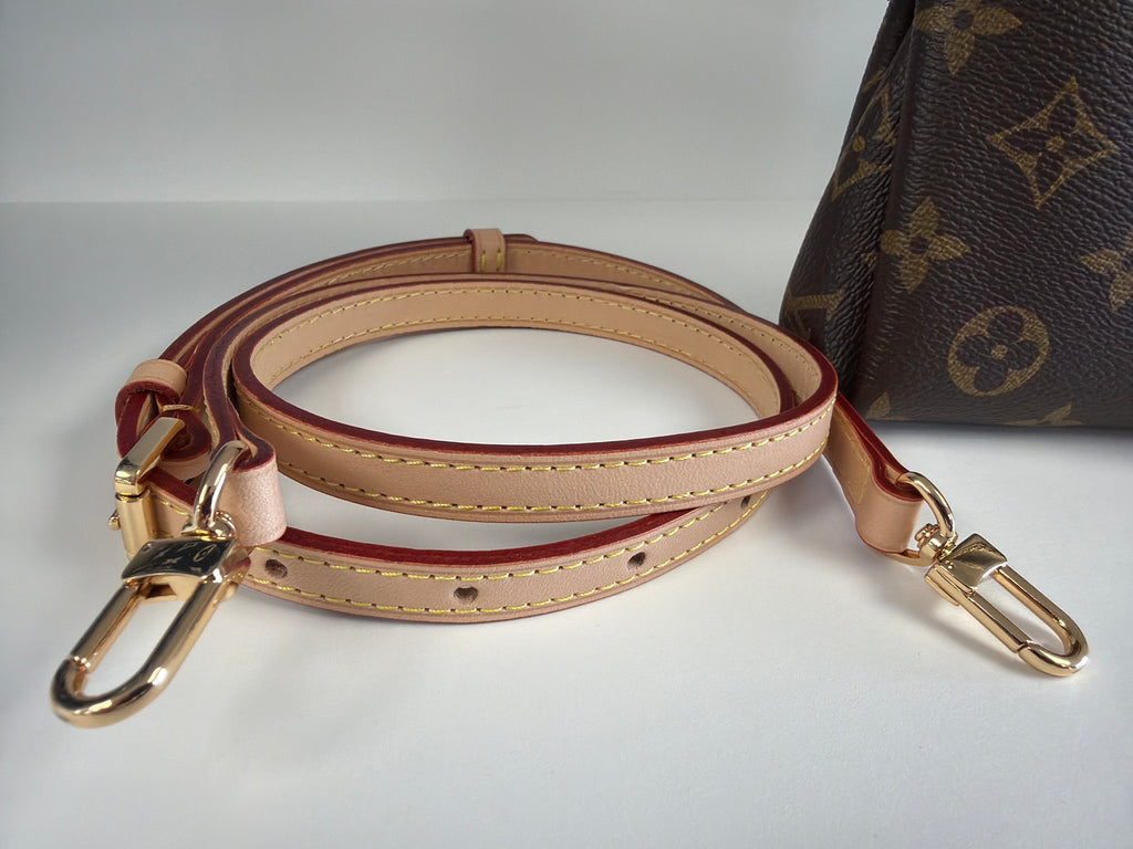 Pallas Clutch mono/ red