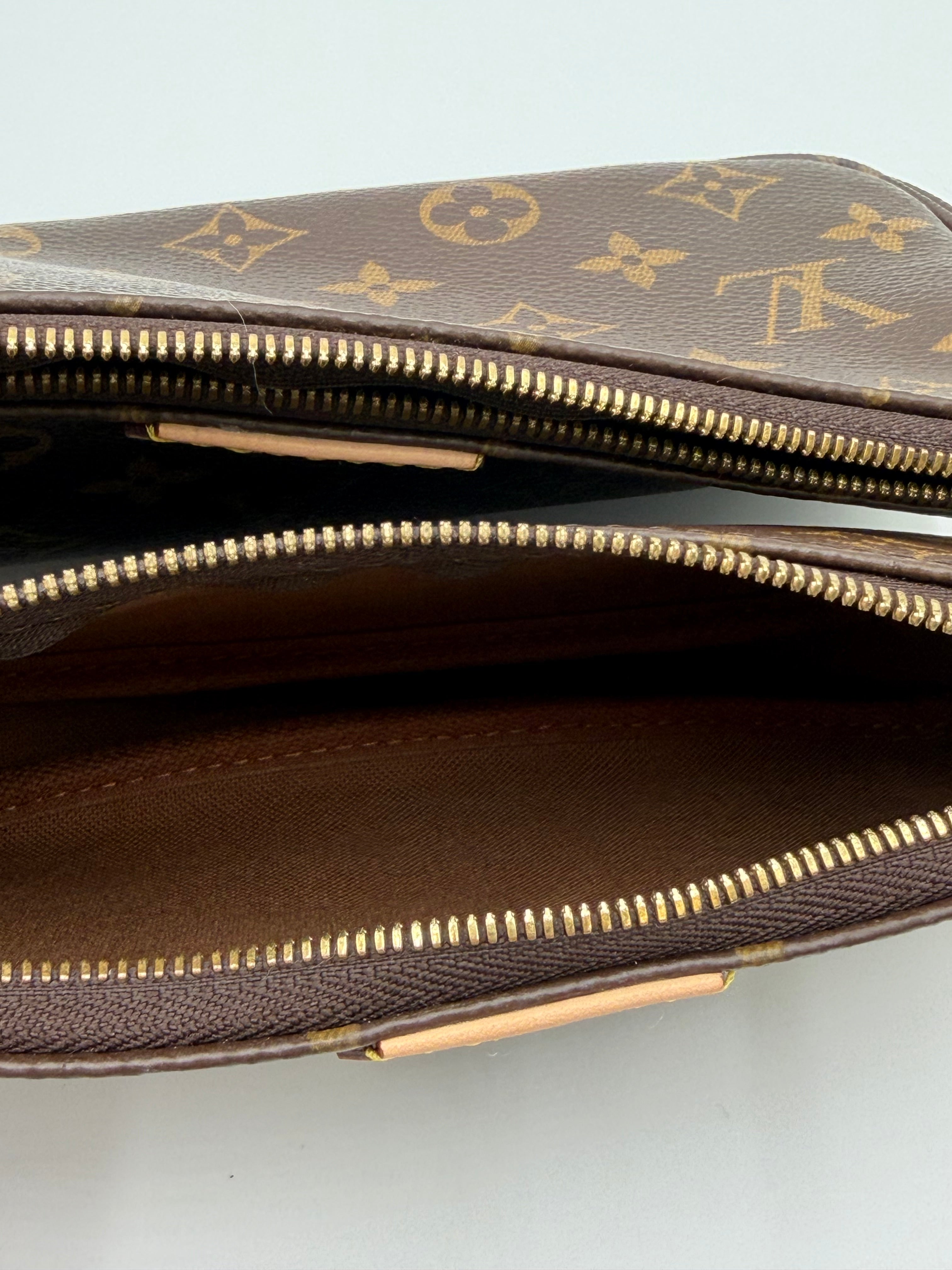 Louis Vuitton Multi Pochette Accessories - Pink Strap