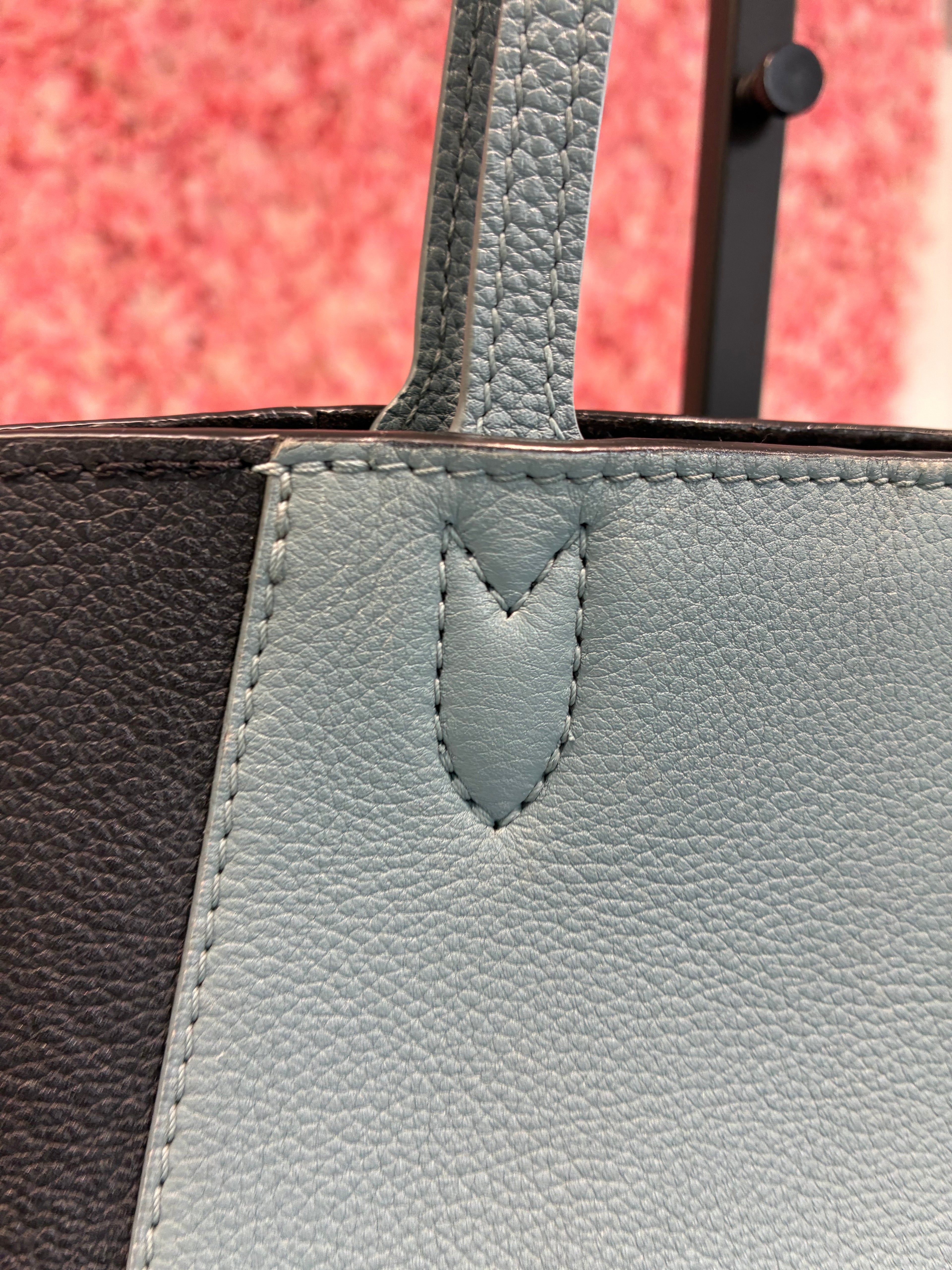 Louis Vuitton Lockme Cabas Tote