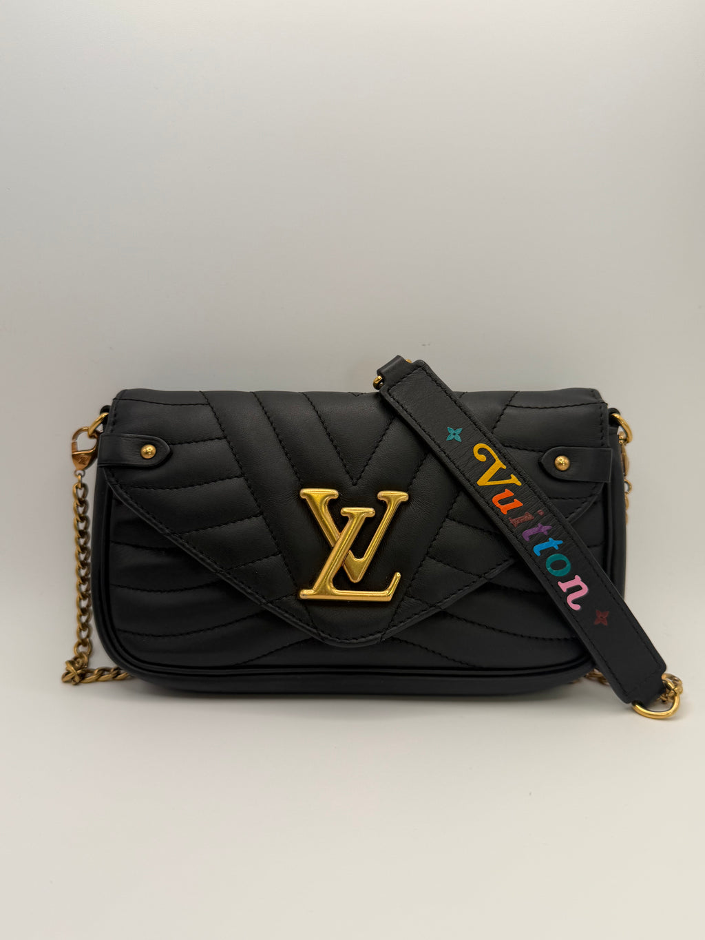 Louis Vuitton NEW WAVE CHAIN POCHETTE BLACK