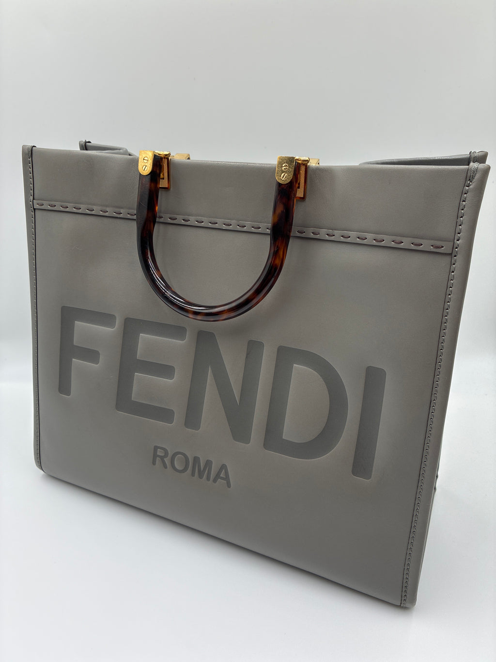 Fendi Vitello King Plexiglass Logo Embossed Medium Fendi Sunshine Shopper Tote Moon