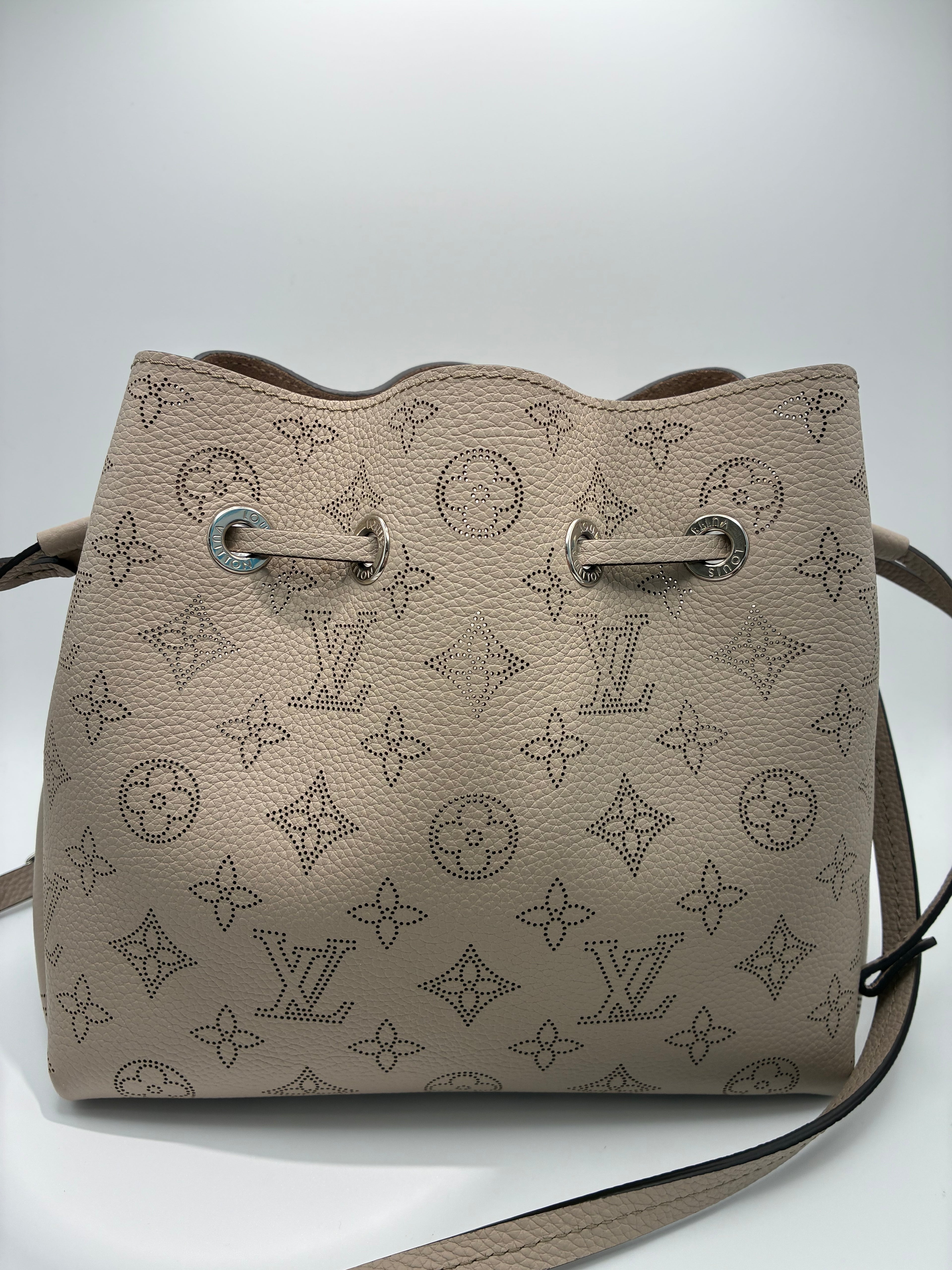 Louis Vuitton Bella Bucket Bag