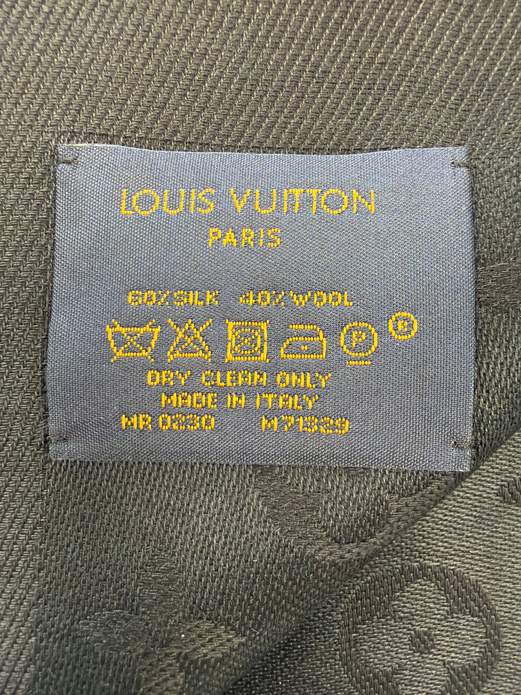 Louis Vuitton Monogram Shawl in Black