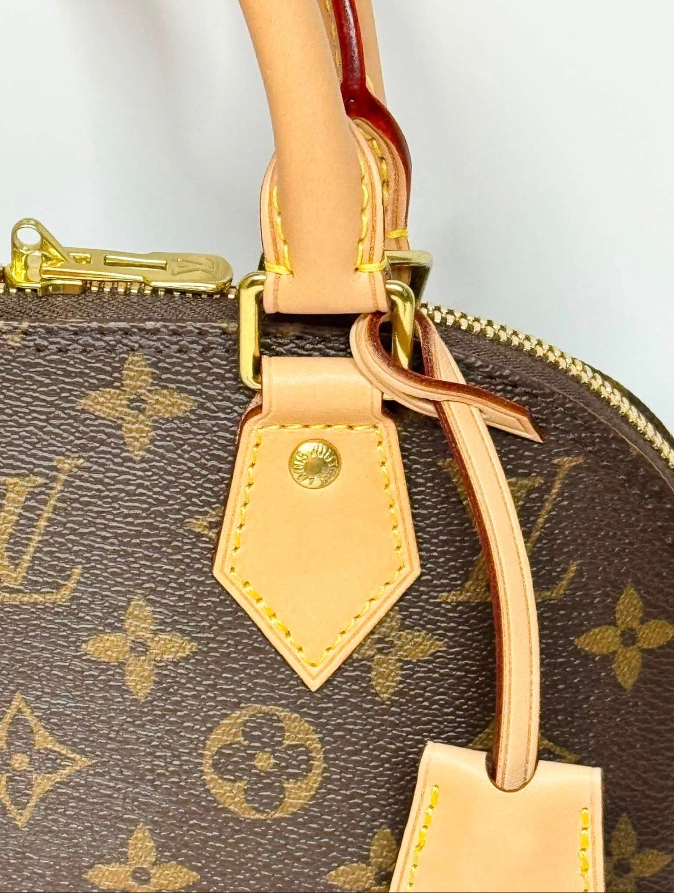Louis Vuitton Alma BB - Like New