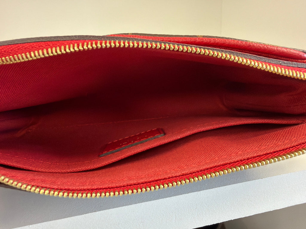 Pallas Clutch mono/ red
