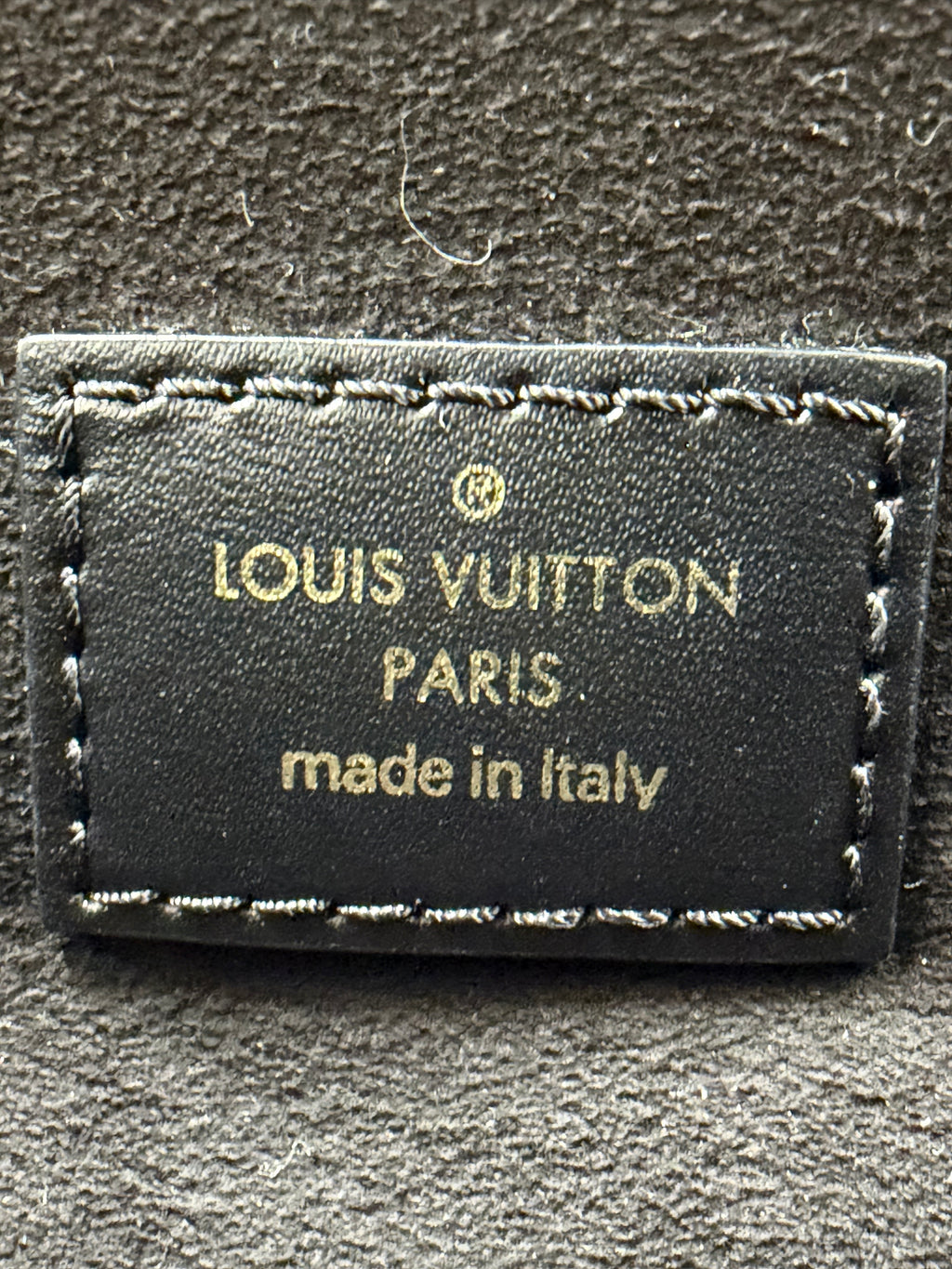 Louis Vuitton Pochette Métis Reverse Monogram