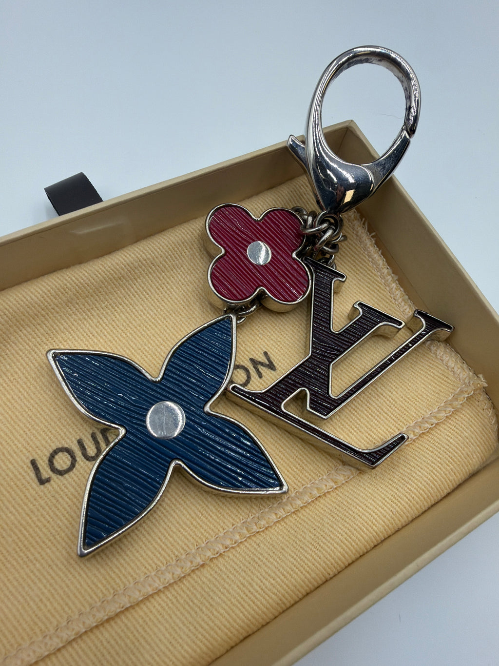 Louis Vuitton Fleur d'Epi bag charm