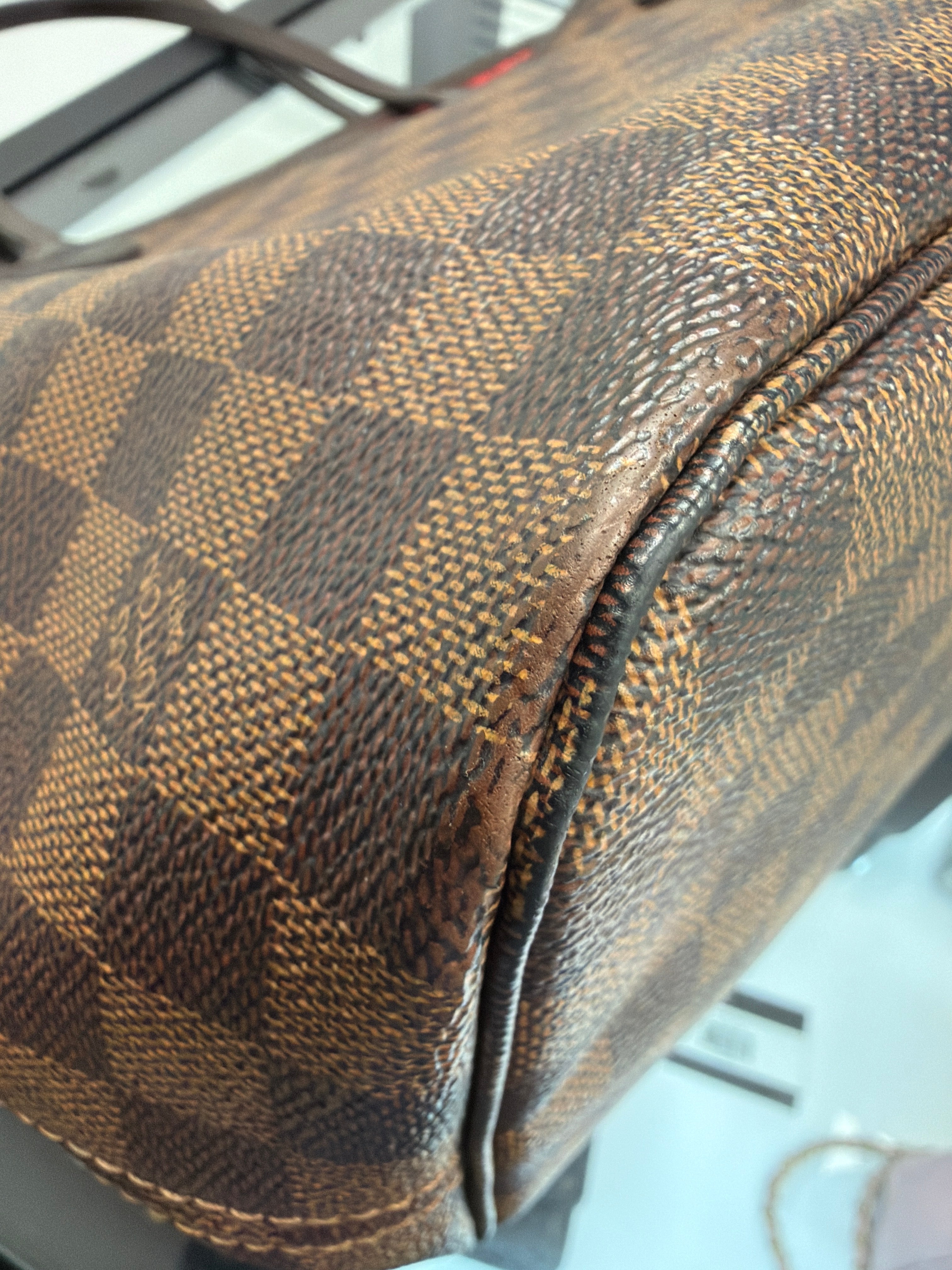 Louis Vuitton Neverfull MM in Damier Ebene