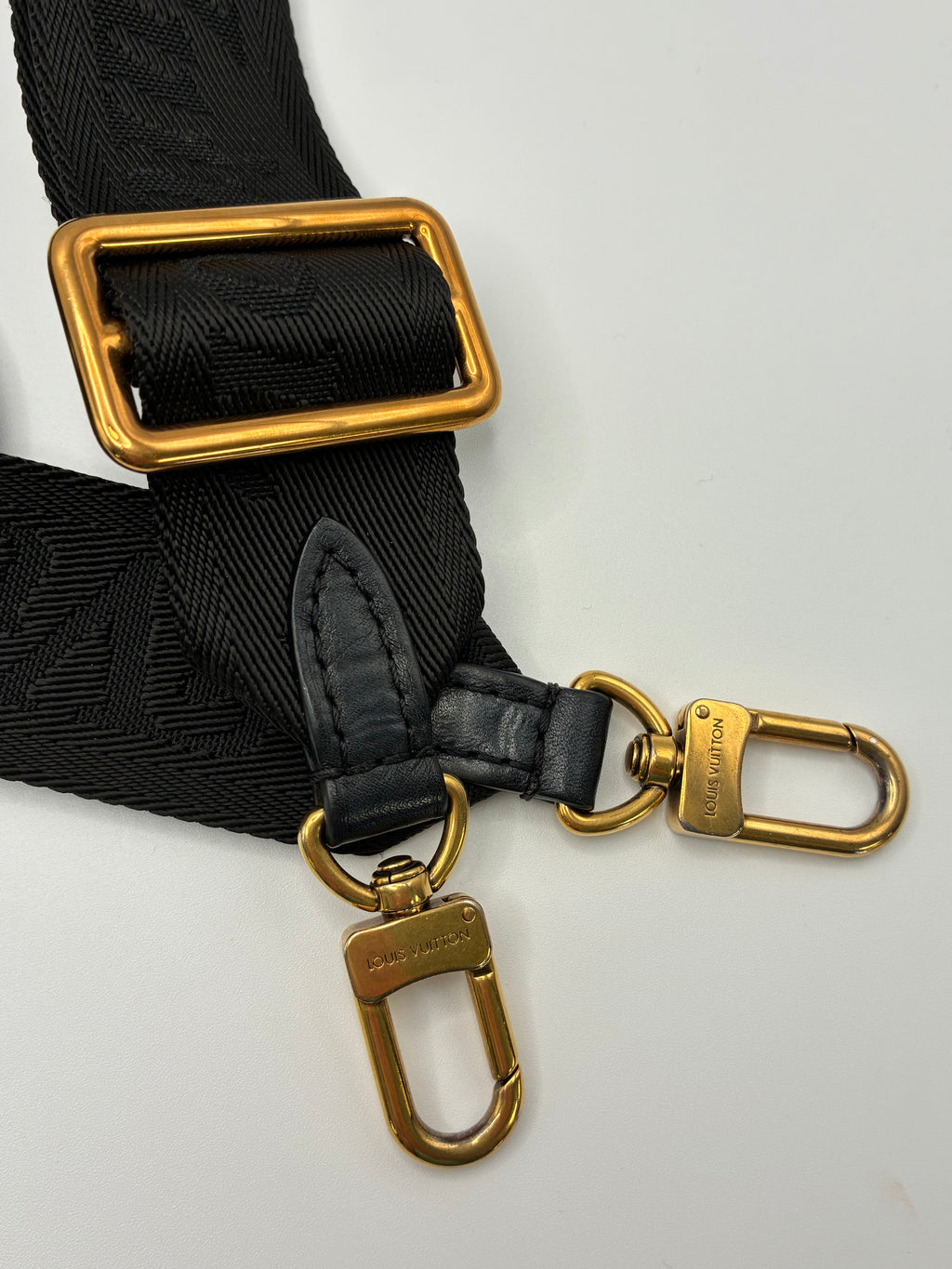Louis Vuitton Calfskin New Wave Multi Pochette - Black Quilted Leather