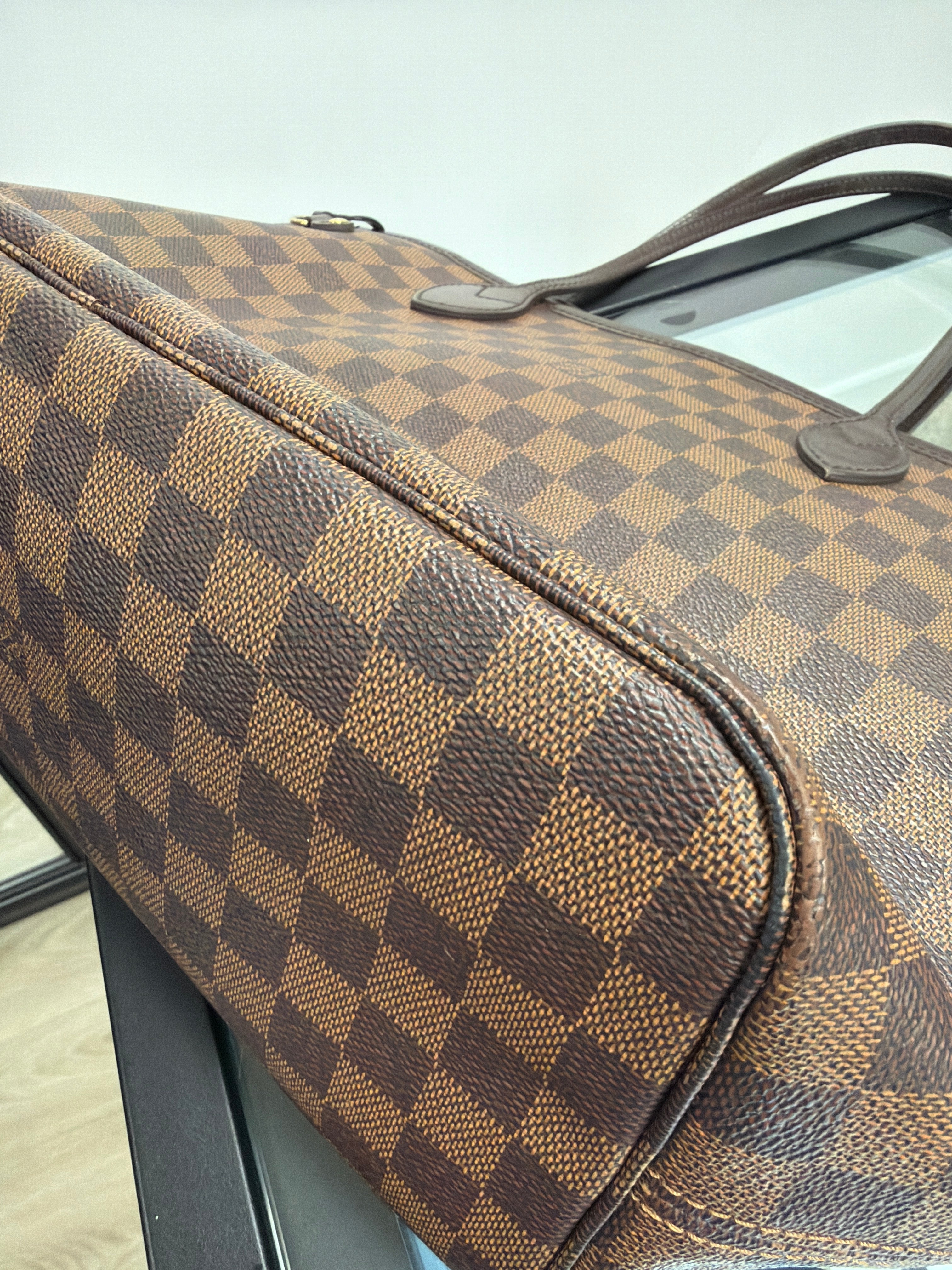 Louis Vuitton Neverfull MM in Damier Ebene