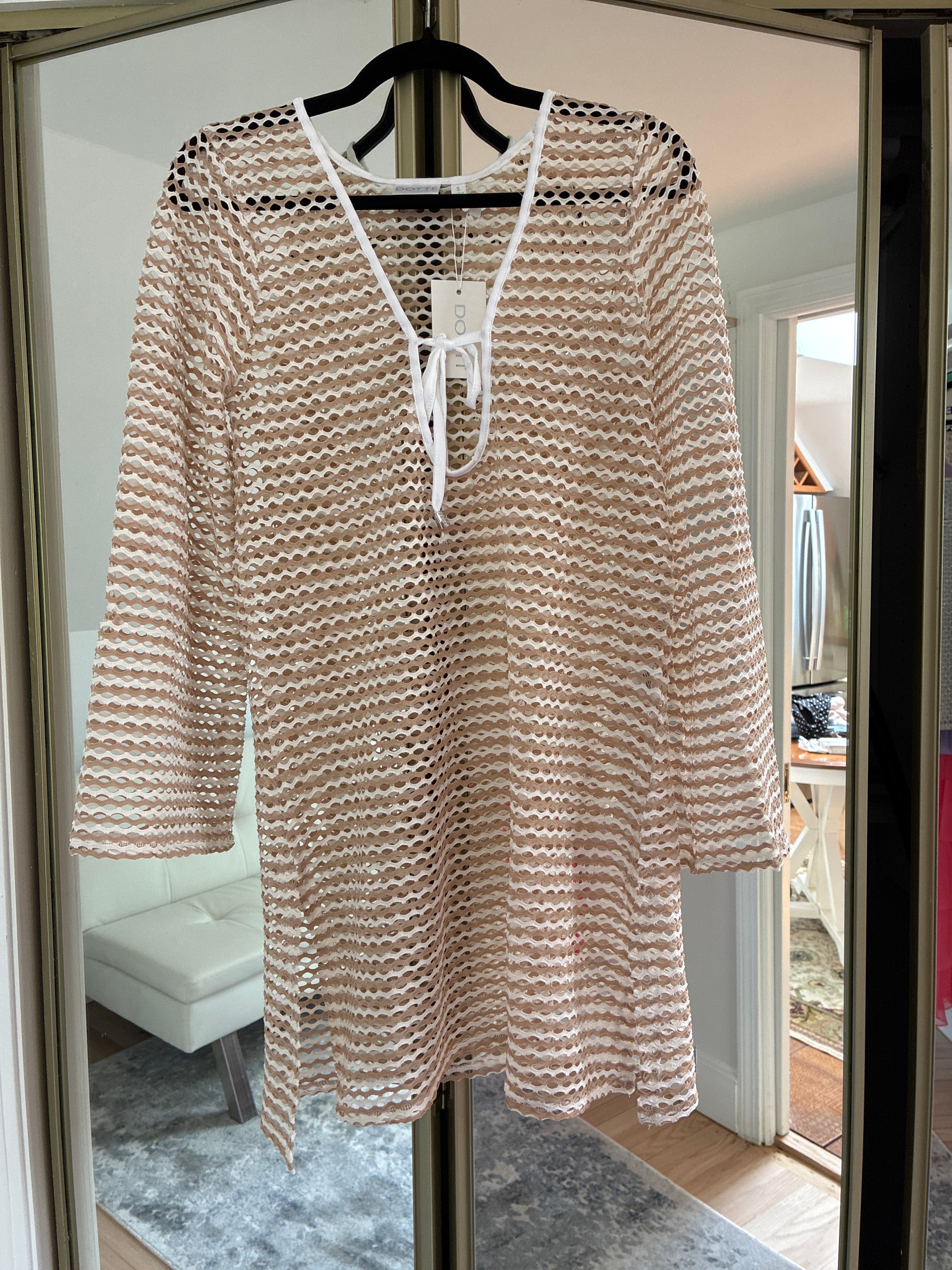Dotti Beach Cover