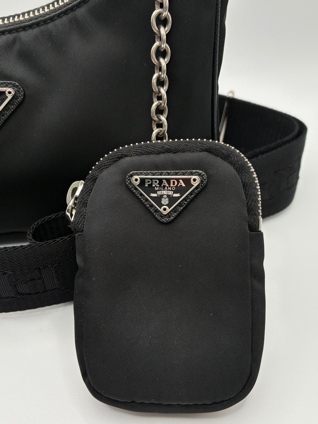 Prada Re-Edition 2005 Black - Like New