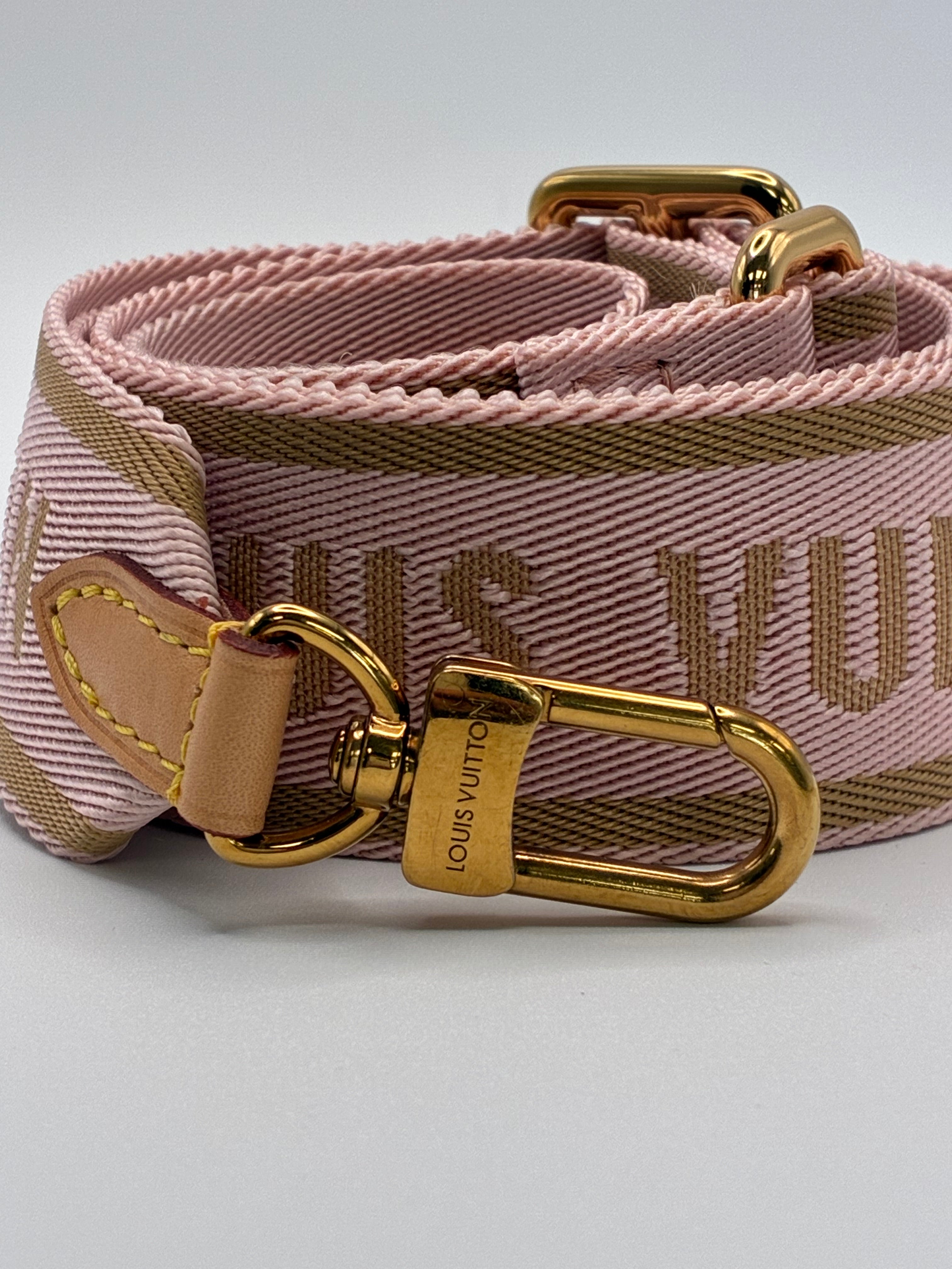 Louis Vuitton - Like New Multi Pochette Accessories - Pink Strap